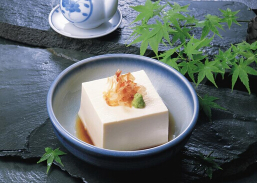 男子吃豆腐對(duì)對(duì)精子有害-男人不要亂吃豆腐