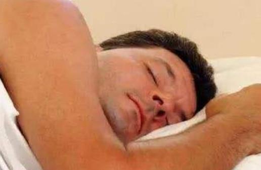 男性裸睡好處多 這三點讓你健康自信