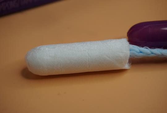 衛(wèi)生棉條會撐大下面嗎?用衛(wèi)生棉條后三天姨媽就結(jié)束了正常嗎?