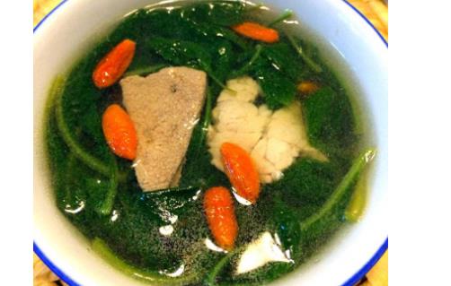 夏天上火很難受 多喝四款養(yǎng)生湯