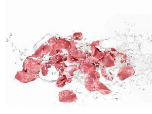 怎么保存肉的營養？熱水解凍肉類效果有限不可取