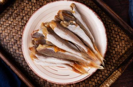 做咸魚干怎么去掉咸味?家常咸魚干的腌制方法