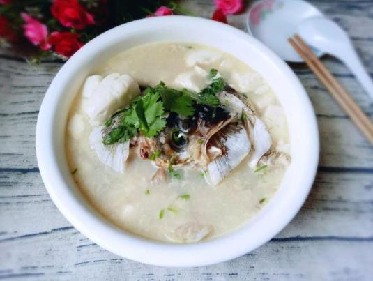 做魚頭豆腐湯選哪種魚頭好?魚頭豆腐湯的魚頭不煎可以嗎?