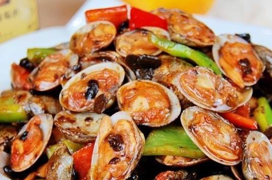 花甲吐沙要多長時間?花甲隔夜加熱還能吃嗎?
