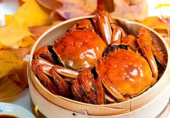 大閘蟹是先蒸再去內(nèi)臟嗎?大閘蟹用放水里吐臟東西嗎?
