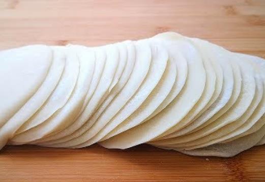 外面買的餃子皮不粘怎么包?做餃子皮要不要放酵母