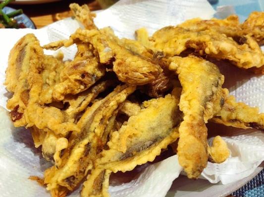 炸小干魚用什么魚?炸魚掉皮是怎么回事