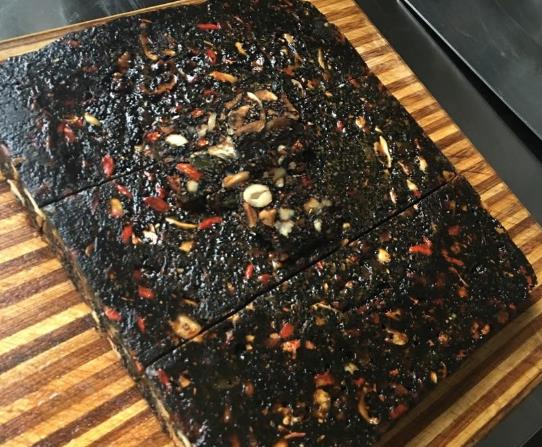 做阿膠糕的油紙怎么取下?做阿膠糕沒有油紙可以用錫紙嗎