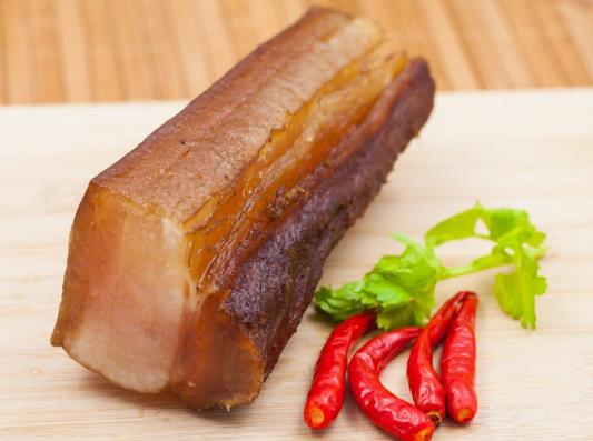 臘肉怎么做顏色好看?腌臘肉不炒鹽的做法