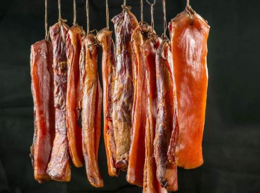 臘肉怎么做顏色好看?腌臘肉不炒鹽的做法