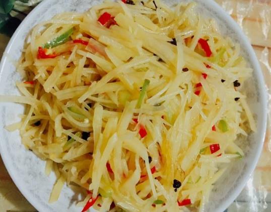 土豆絲怎么炒脆?土豆削皮了怎么保存
