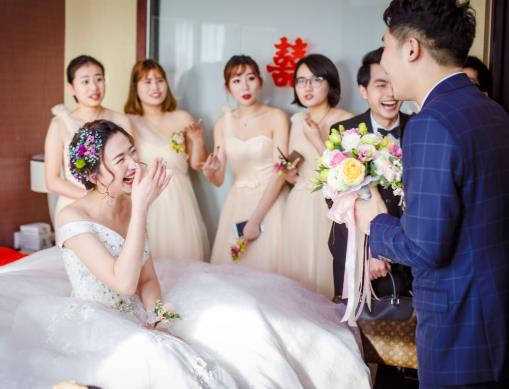 結(jié)婚當(dāng)天來月經(jīng)有什么不好的兆頭嗎?結(jié)婚下雨大都離婚了是真的假的