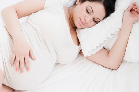 孕婦最佳睡姿推薦:孕婦什么睡姿最好?孕婦為什么要左側睡