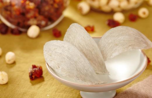 燕窩什么時(shí)候吃最好,早晚空腹食用
