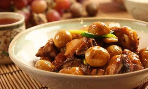 板栗是什么季節(jié)出來的 新鮮板栗什么時候上市