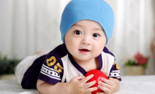幾個月的嬰幼兒什么時候長牙齒 嬰幼兒最晚幾個月長牙