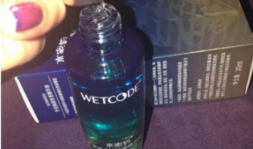 精華油什么時候用 精華油最佳使用時間