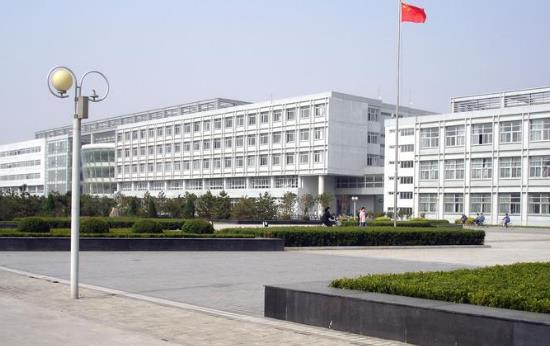 1、燕山大學里仁學院.jpg