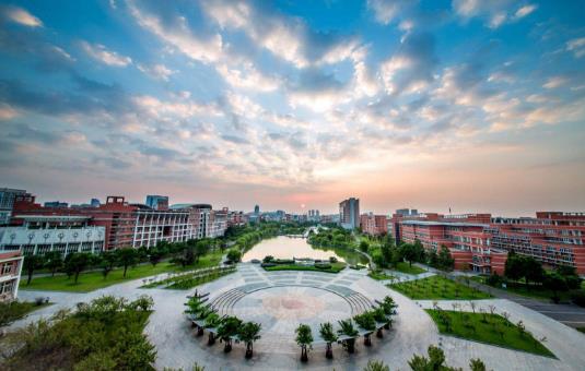 5、中國(guó)計(jì)量大學(xué).jpg