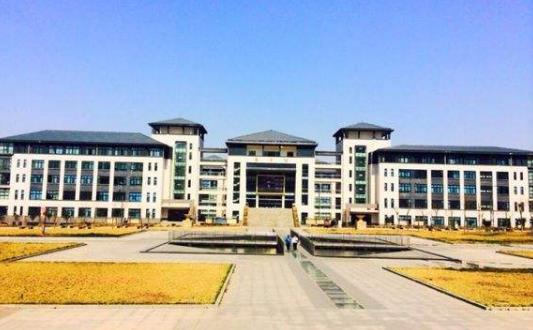8、濟南護理職業(yè)學院.jpg