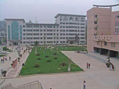 3、陜西職業技術學院.jpg
