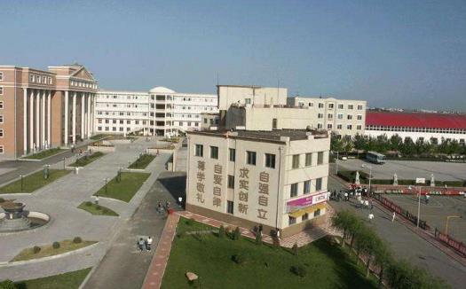 4、遼寧廣告職業學院.jpg