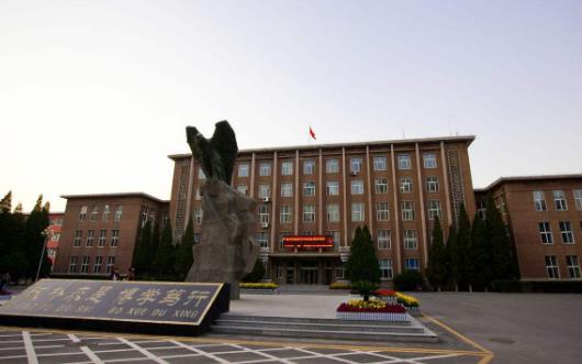 4、遼寧工程技術大學.jpg