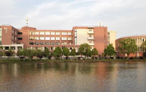 6、武漢紡織大學(xué).jpg