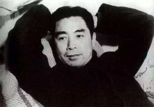 1、大眼濃眉周恩來.jpg
