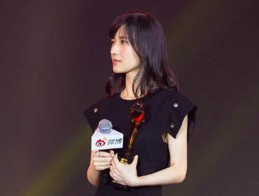 2018年微博十大網紅排行榜,張沫凡第一,邢曉瑤第二