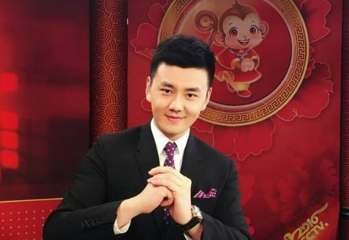 央視十大帥哥主持人排行榜,李澤鵬第一,撒貝寧第二