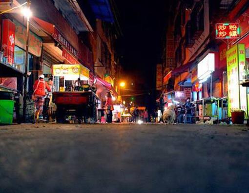 南寧四大美食街排名,中山路美食街、建政路小吃街不得錯(cuò)過(guò)