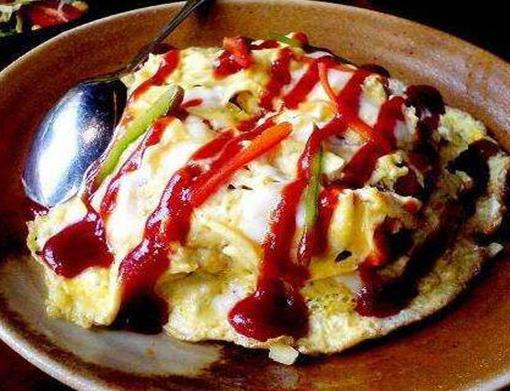 亞洲十大美食排名,蛋包飯適合西式口味愛(ài)好者,面包卷很獨(dú)特