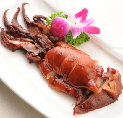 舟山十大名小吃排名,舟山帶魚(yú)味道鮮美,大烤目魚(yú)非常誘人
