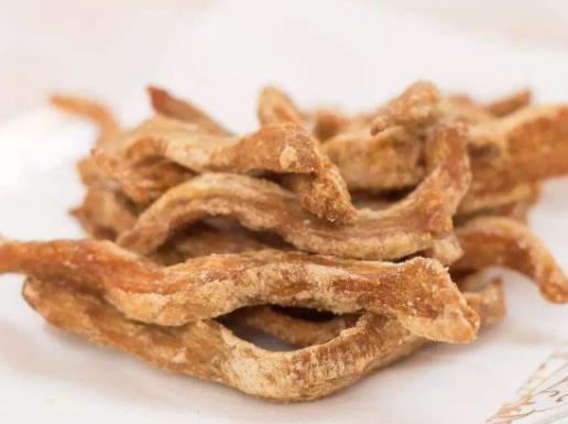 青島十大必吃美食排名,辣炒蛤蜊搭配啤酒很美味,啤酒酥歷史悠久