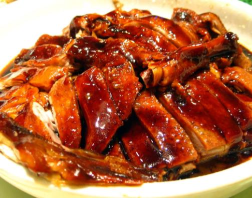 東莞十大特色美食,燒鵝瀨粉回味無(wú)窮,冼沙魚丸細(xì)嫩軟彈