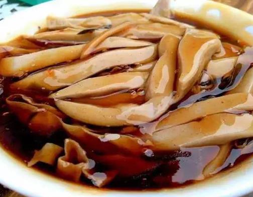 太原最值得去的小吃街,柳巷當(dāng)?shù)厝艘矏廴,義井的美食很棒