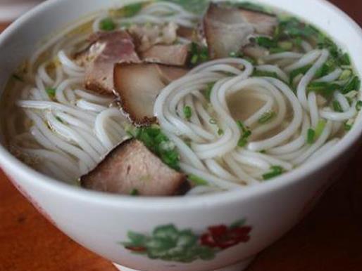 太原最值得去的小吃街,柳巷當(dāng)?shù)厝艘矏廴ィx井的美食很棒