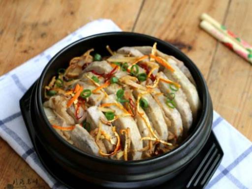 寧波十大小吃排名,寧式鱔絲很滋補(bǔ),寧波湯圓是代表性美食