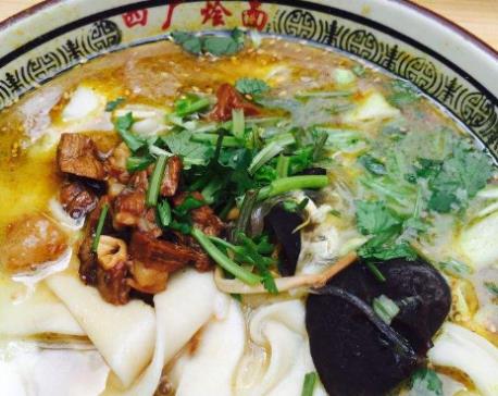 鄭州燴面館排名,合計燴面稱為中華名小吃,蕭記燴面味道鮮美