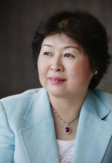 胡潤中國女企業(yè)家排行榜,楊惠妍是碧桂園聯(lián)席主席,吳亞軍位居第二