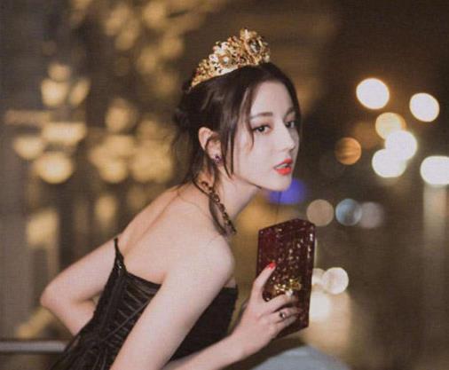 中國十大90后女明星排行榜,鄭爽感情一波三折,迪麗熱巴美若天仙