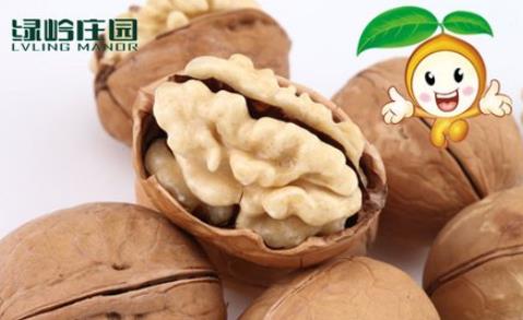 十大核桃仁品牌排名,姚生記炒貨有知名度,詹氏炒貨產(chǎn)品豐富