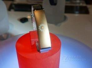 2020性價比高的手環(huán)排名,華為 TalkBand B3、榮耀手環(huán)很好用