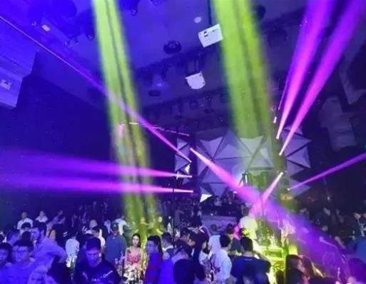 2020年大慶十大酒吧排行榜,胡桃里音樂酒館綜合性強(qiáng),紅館酒吧知名度高