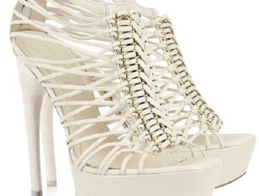 世界十大奢侈女鞋品牌,Manolo Blahnik、Jimmy Choo的鞋子令無(wú)數(shù)人癡迷