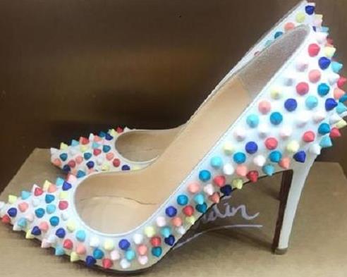 世界十大奢侈女鞋品牌,Manolo Blahnik、Jimmy Choo的鞋子令無(wú)數(shù)人癡迷