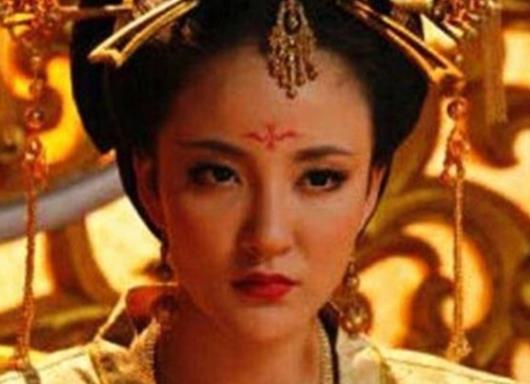 中國十大最惡毒皇后排名,呂雉做了“人彘”、慈禧影響歷史走向