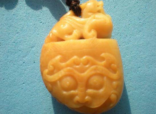 世界十大最值錢的玉石排名,羊脂白玉細(xì)膩油性好、和田黃玉是玉中之皇