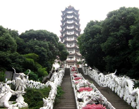 湖北省十大名山排名,武當山是太極拳發(fā)祥地、九宮山是國家級自然保護區(qū)
